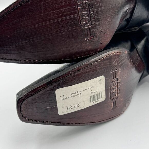 Corral Black Western Heeled Boots with Buckle - Picture 9 of 14